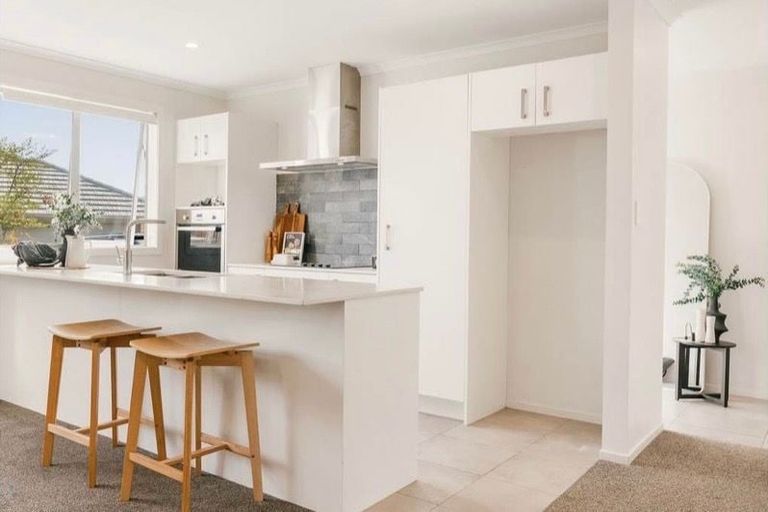 Photo of property in 40 Richardson Road, Omokoroa, 3114