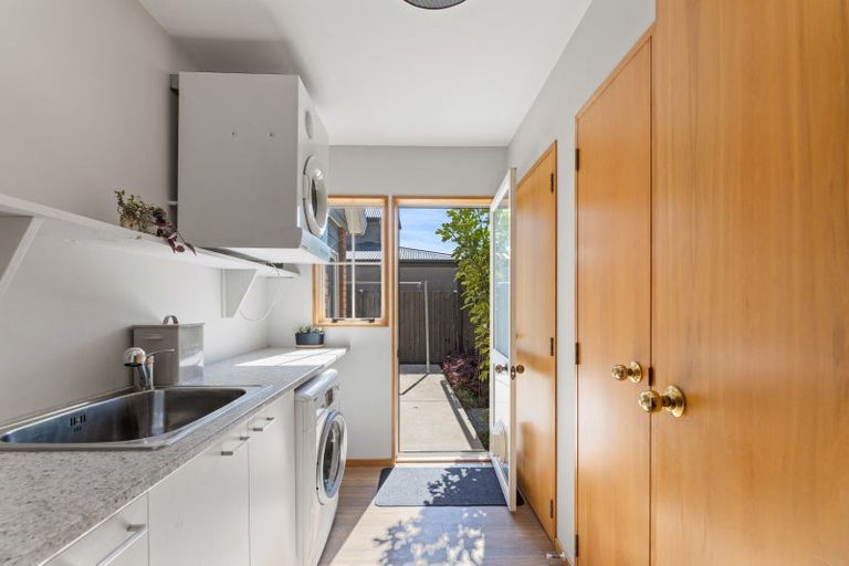 Photo of property in 16 Patricia Place, Harewood, Christchurch, 8051