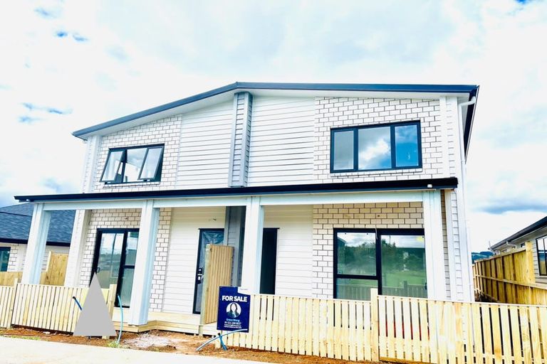 Photo of property in 18 Rorotu Avenue, Karaka, Papakura, 2113