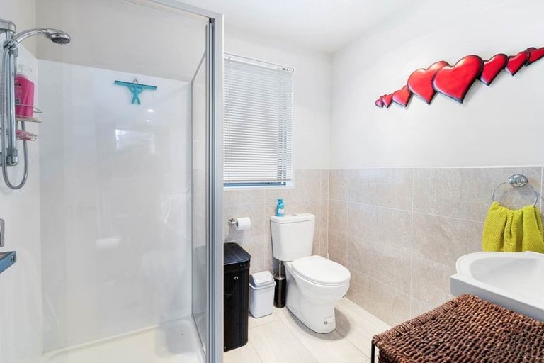 Photo of property in 198 Porchester Road, Takanini, 2112