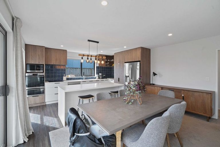 Photo of property in 19 Cressy Place, Darfield, 7510