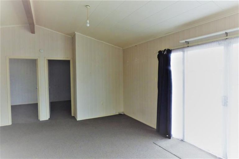 Photo of property in 46a Belt Road, Moturoa, New Plymouth, 4310