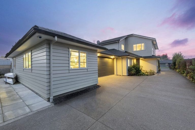 Photo of property in 64 Pohutukawa Parade, Riverhead, 0820