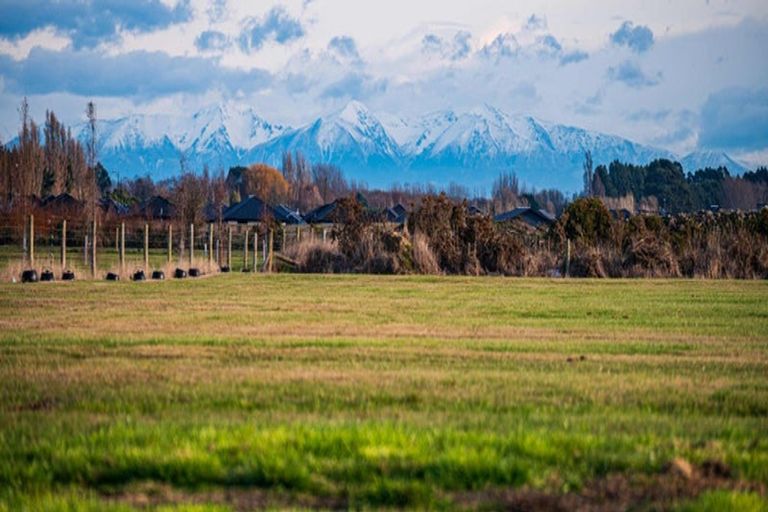 Photo of property in 3 Peak Lane, Halswell, 8025