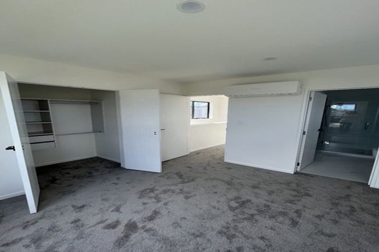 Photo of property in 1/5 Hikurangi Street, Te Atatu Peninsula, Auckland, 0610
