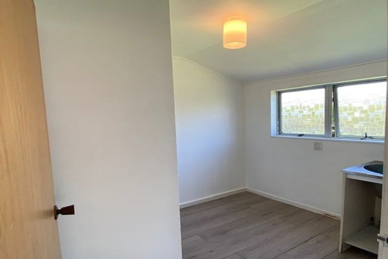 Photo of property in 34 Finlayson Avenue, Clendon Park, Auckland, 2103