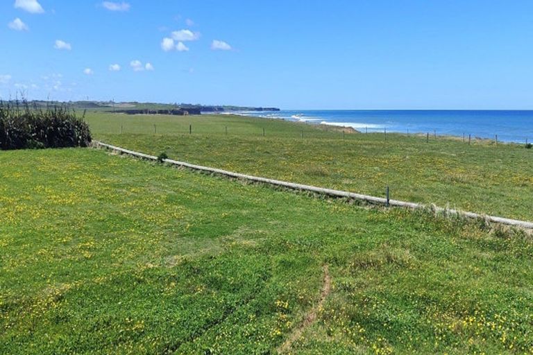 Photo of property in 188e Arawhata Road, Opunake, 4681