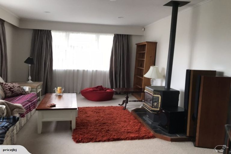 Photo of property in 45 Ararino Street, Trentham, Upper Hutt, 5018