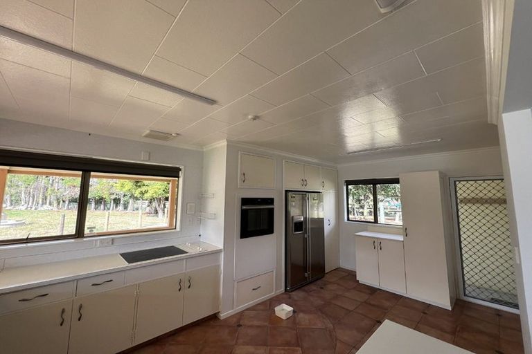 Photo of property in 210 Bruce Road, Levin, 5510