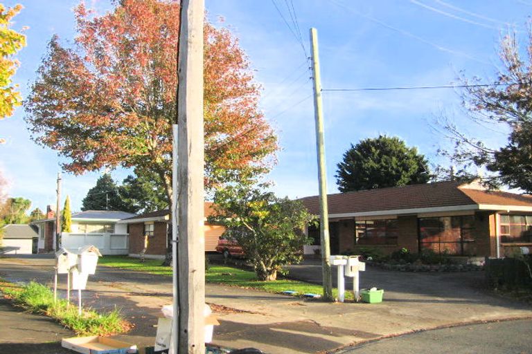 Photo of property in 9 Mahon Place, Papatoetoe, Auckland, 2025