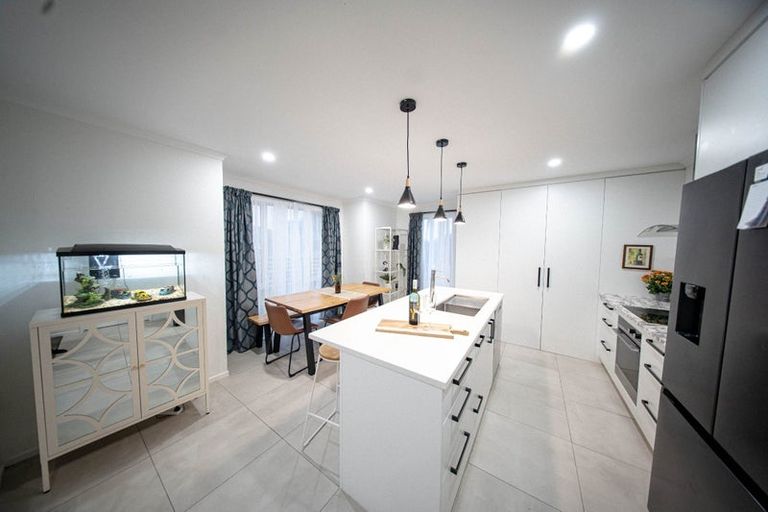 Photo of property in 25 Arabella Crescent, Yaldhurst, Christchurch, 8042