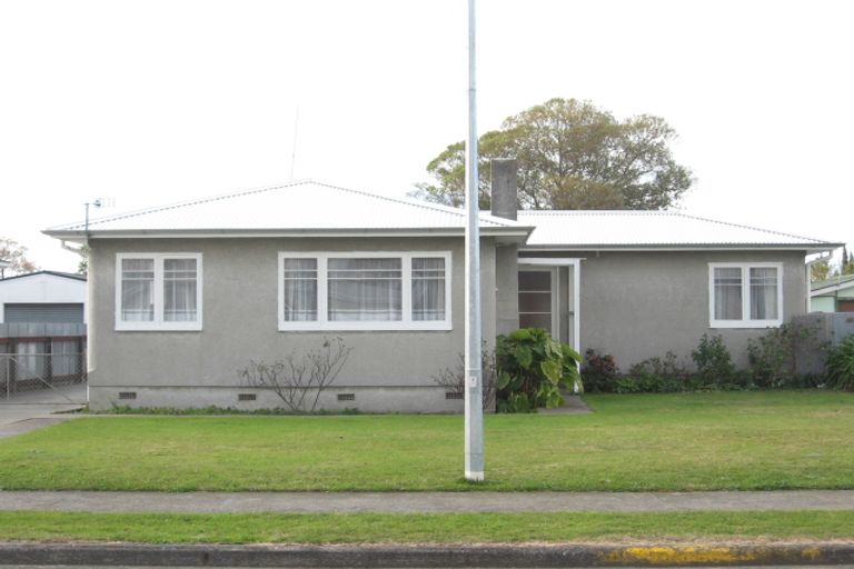 Photo of property in 16 Shackleton Street, Maraenui, Napier, 4110