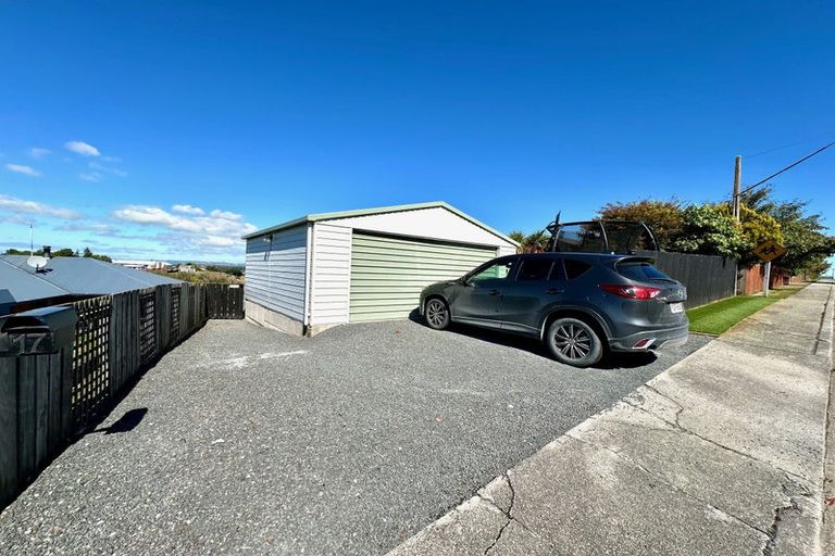 Photo of property in 17 Moir Street, Balclutha, 9230