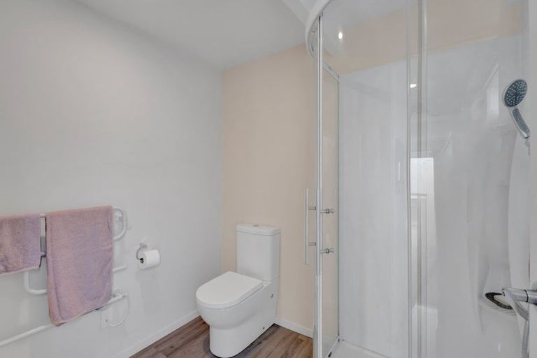 Photo of property in 46 Lismore Street, Merrilands, New Plymouth, 4312