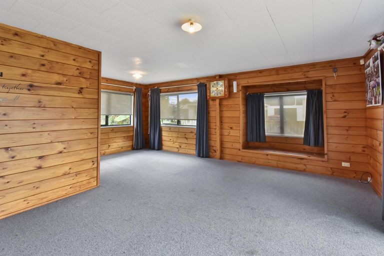 Photo of property in 2/77 Russell Road, Manurewa, Auckland, 2102