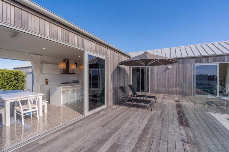 Photo of property in 218 Hamiora Street, Matarangi, 3592