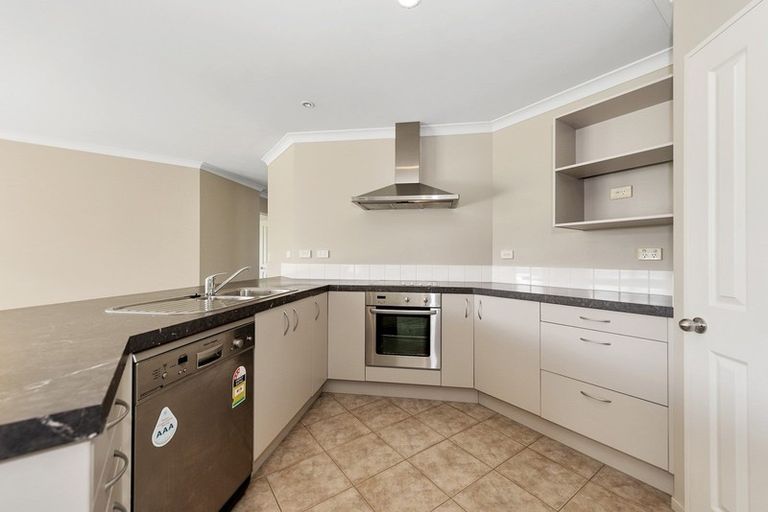 Photo of property in 28 Thomas Road, Huntington, Hamilton, 3210