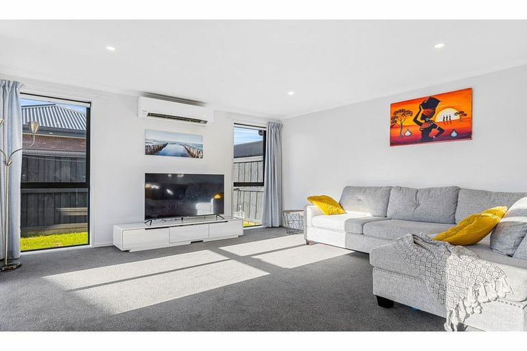 Photo of property in 7 Eric Melrose Lane, Halswell, Christchurch, 8025