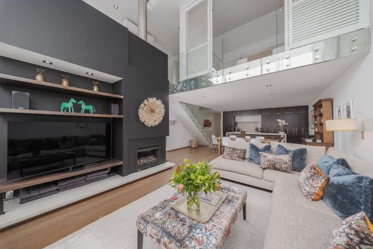 Photo of property in 12 Holly Road, St Albans, Christchurch, 8014