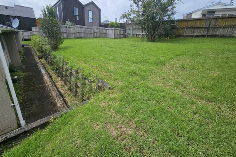 Photo of property in 1/17a Ambler Avenue, Glen Eden, Auckland, 0602