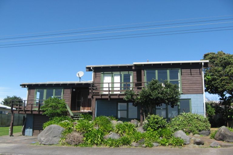 Photo of property in 26 Octavius Place, New Plymouth, 4312
