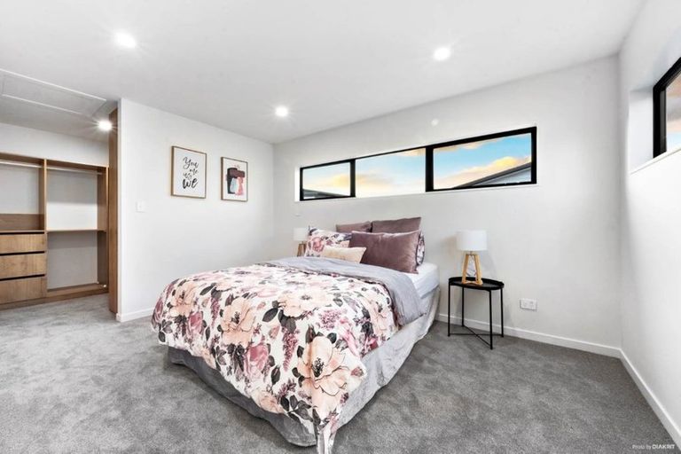 Photo of property in 16 Turret Lane, Hobsonville, Auckland, 0616