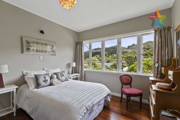 Photo of property in 103 Sunshine Avenue, Karori, Wellington, 6012