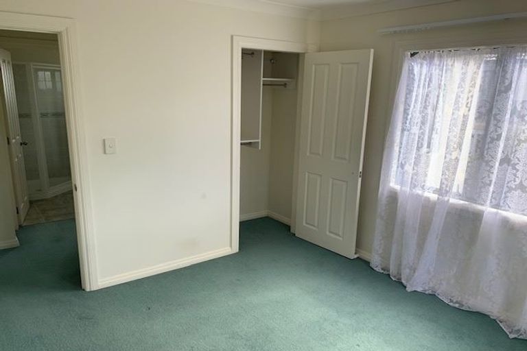 Photo of property in 155c Hobsonville Road, West Harbour, Auckland, 0618