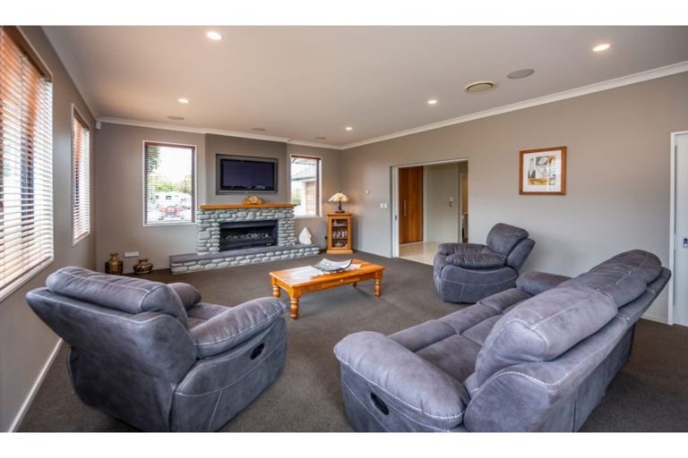 Photo of property in 27 Highpeak Place, Wigram, Christchurch, 8025