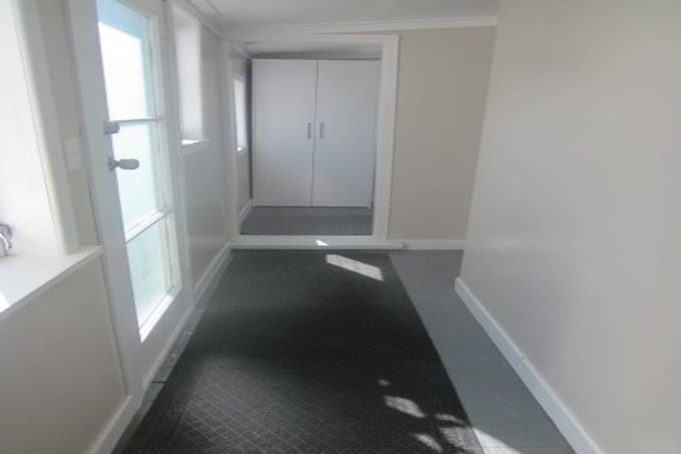 Photo of property in 10 Erin Street, Hawera, 4610