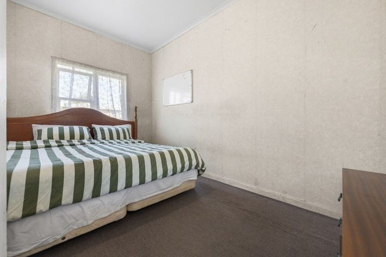Photo of property in 3b Fulton Crescent, Otara, Auckland, 2023