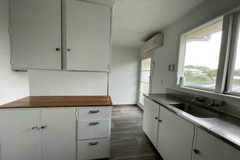 Photo of property in 805 Lawrence Street, Akina, Hastings, 4122