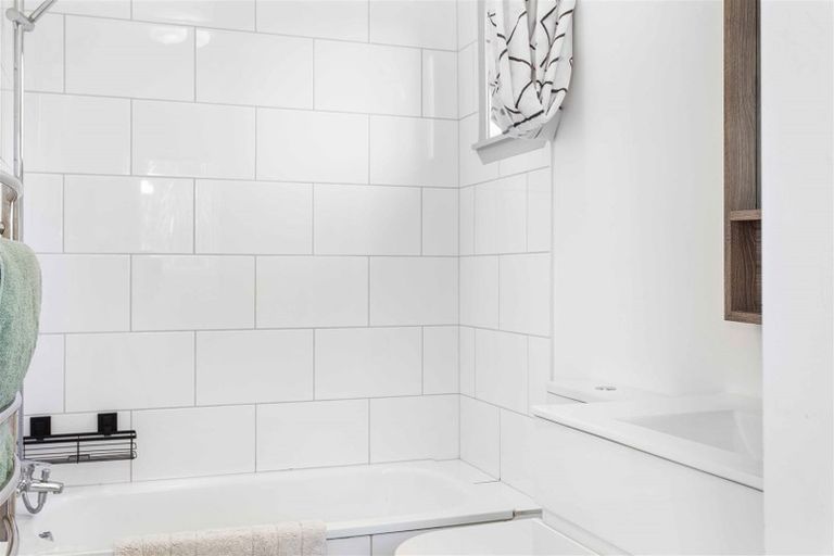 Photo of property in 1/8 Frankleigh Street, Somerfield, Christchurch, 8024