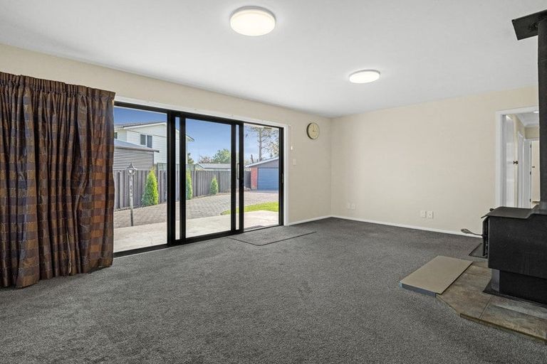 Photo of property in 23 Marlene Street, Casebrook, Christchurch, 8051