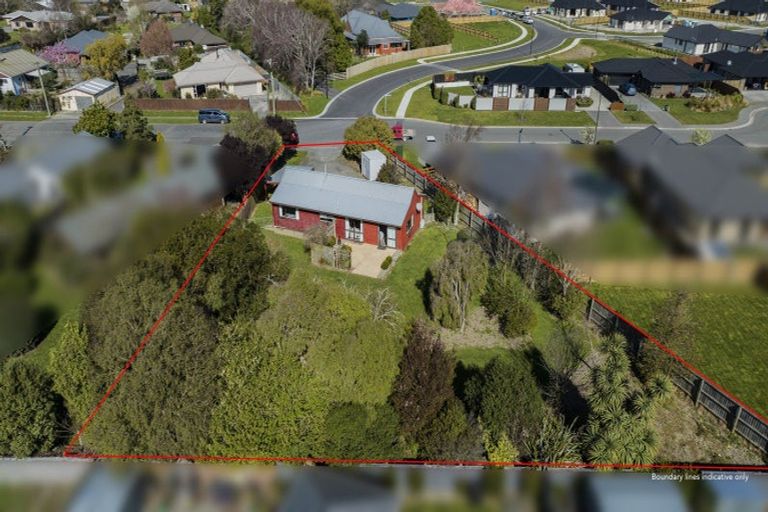 Photo of property in 27 Carston Street, Leeston, 7632