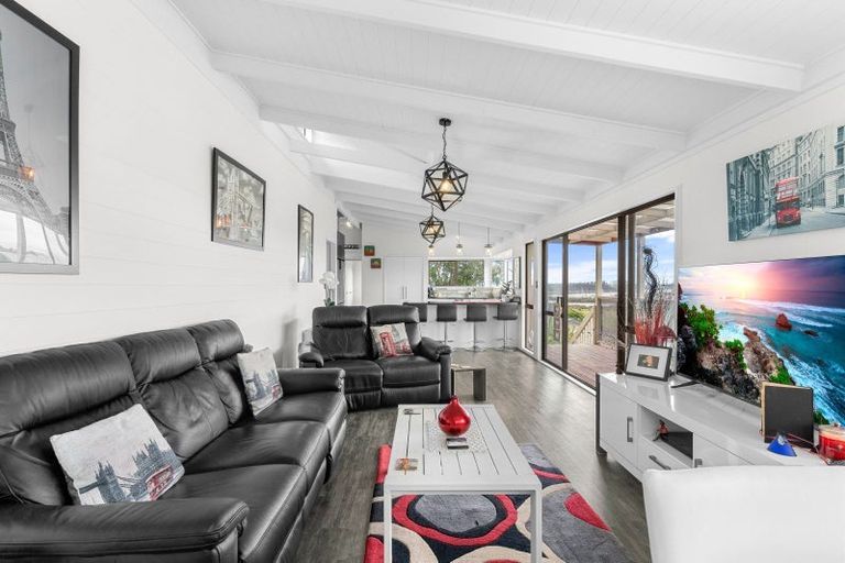 Photo of property in 23 Tanekaha Drive, Parahaki, Whangarei, 0112