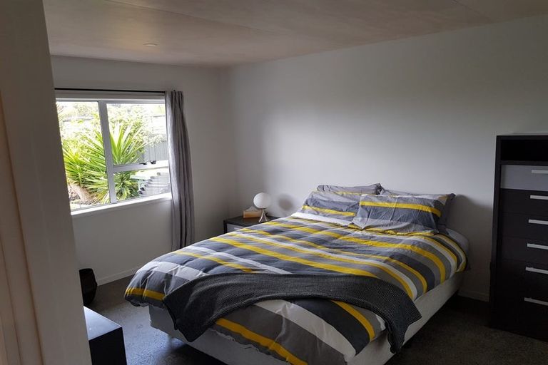 Photo of property in 23 William Bayes Place, Red Beach, 0932