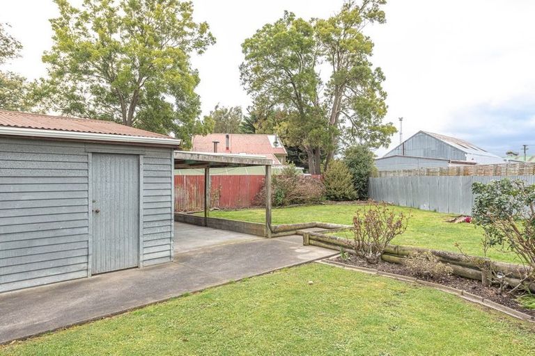 Photo of property in 25 Alexandra Street, Marton, 4710