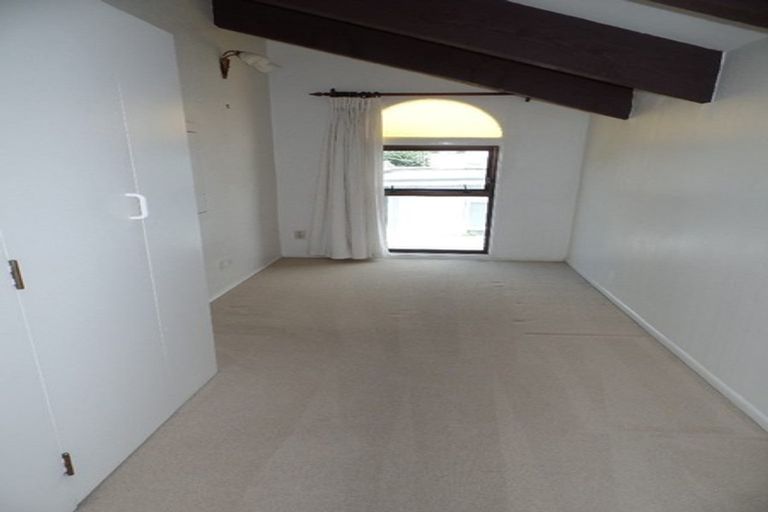 Photo of property in 368 Devonport Road, Tauranga South, Tauranga, 3112