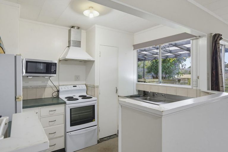 Photo of property in 16b Buckley Grove, Paraparaumu, 5032