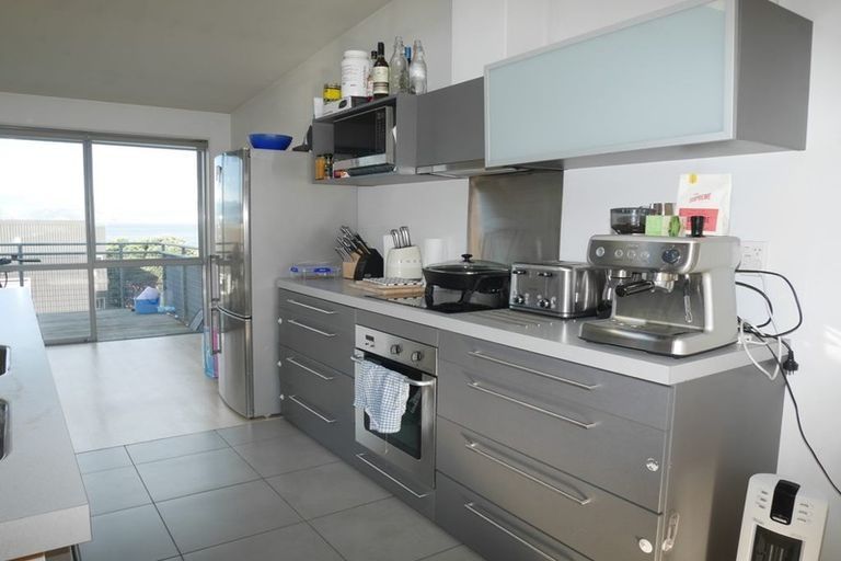 Photo of property in 18/2 Onslow Road, Khandallah, Wellington, 6035