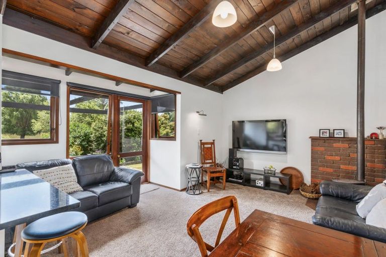 Photo of property in 354b Manaia Road, Homebush, Masterton, 5885