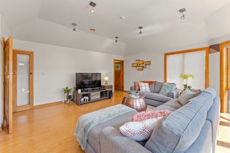 Photo of property in 1/33 Puriri Street, Woburn, Lower Hutt, 5010