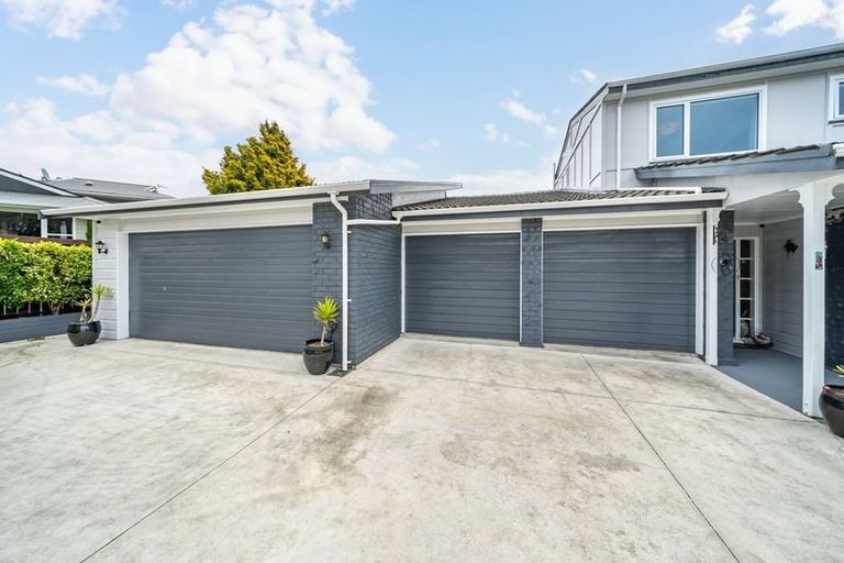 Photo of property in 4 Cabin Lane, Whitby, Porirua, 5024