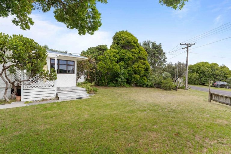 Photo of property in 115 Sylvia Road, Whangamata, 3620