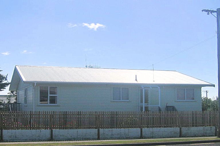 Photo of property in 209 Seaforth Road, Waihi Beach, 3611