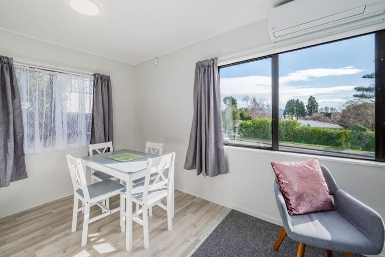 Photo of property in 60a Aorangi Road, Paraparaumu, 5032