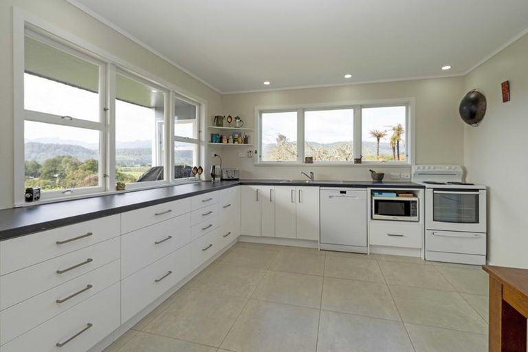 Photo of property in 42b Cemetery Road, Charleston, Cape Foulwind, 7892