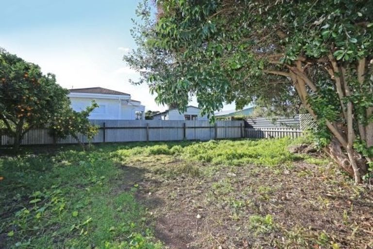 Photo of property in 805 Queen Street West, Saint Leonards, Hastings, 4120