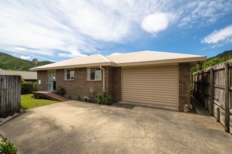 Photo of property in 67a Moana View Road, Waikawa, Picton, 7220